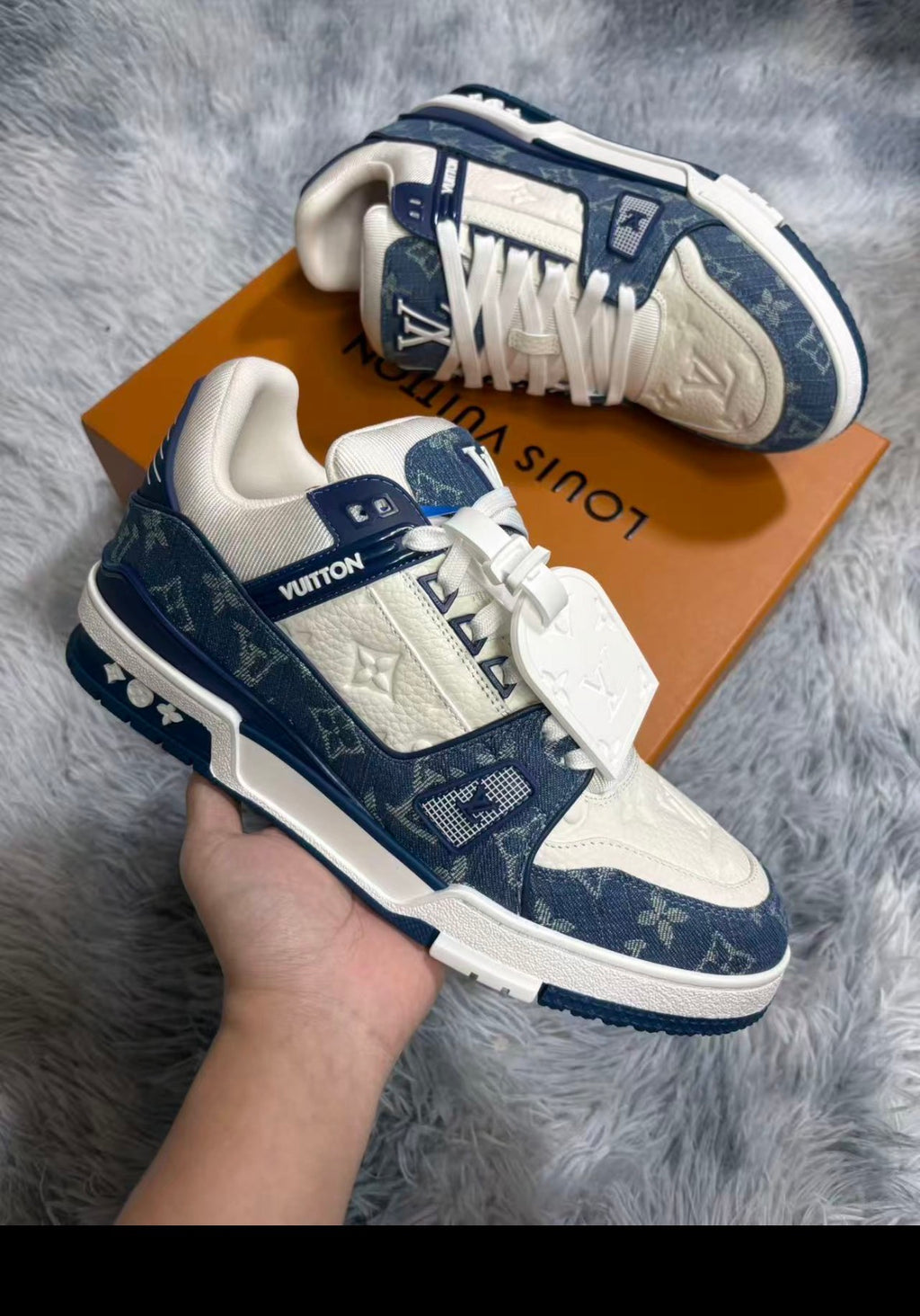 L\/ SHOES